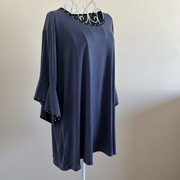 OS / Eggplant Tunic / Made in Italy / Ruffled Sleeves - Picture 1 of 9